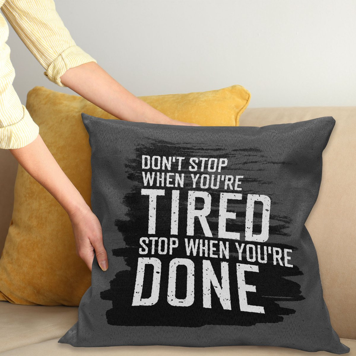 ABAKUHAUS Fitness Kussenhoes Dont Stop Keep Moving, Waterbestendig en Wasbaar, Houtskool Grijs Wit, 50 x 50 cm