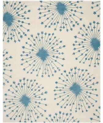 SAFAVIEH Handmade Bella Otelia Wool Rug