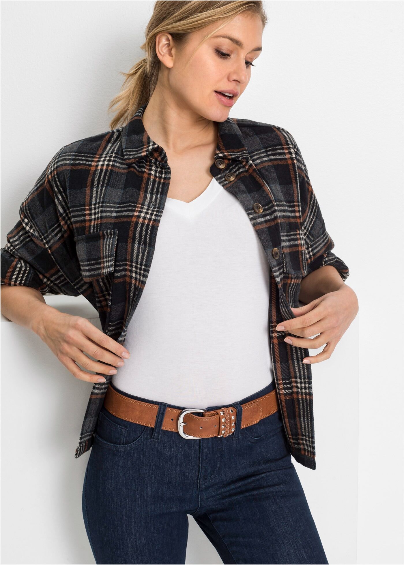 Hüftgürtel BONPRIX "Gürtel", Damen, Gr. 110, braun (cognac, silberfarben), Obermaterial: 100% Polyurethan, Gürtel Hüftgürtel, aus Polyurethan, bequeme Passform, casual Stil, mit Flechtdetail