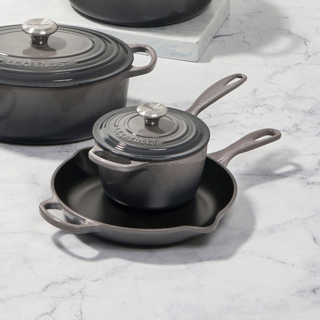 Le Creuset Cast Iron Frying Pan with Metal Handle Flint 23cm