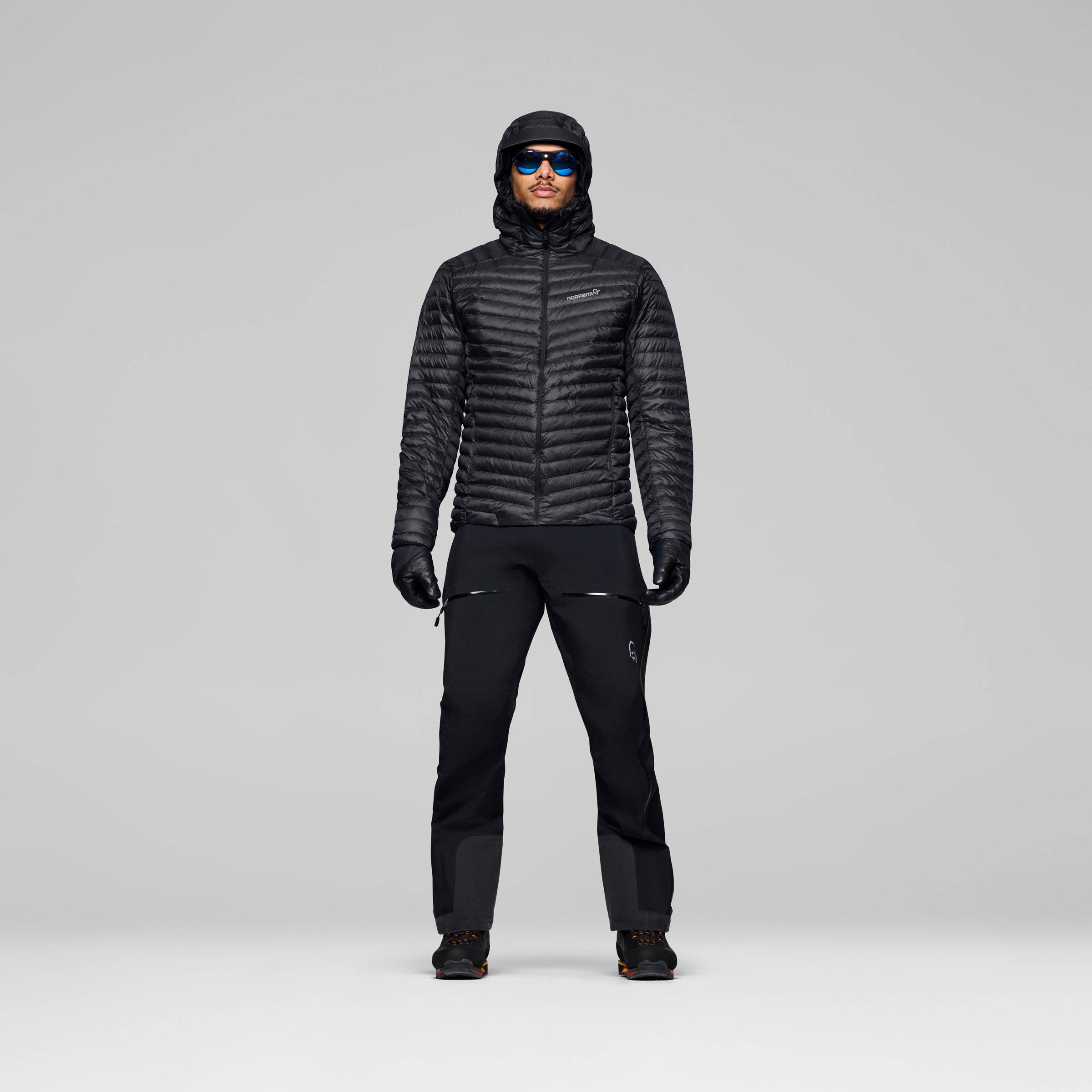 Norrona Trollveggen Superlight Down800 Herren Isolationsjacke caviar black Größe XXL Trekking Klein verpackbar Wasserabweisend