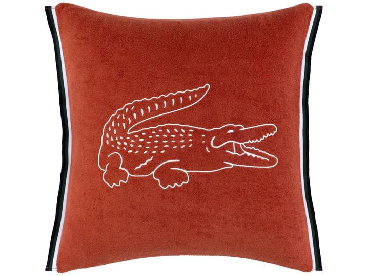 Dekokissen LACOSTE LBREAK , rot (sierra), B:45cm L:45cm, Baumwolle, Polyester, Dekokissen_Sitzkissen_Kissenhüllen, Dekokissen, Mit Lacoste-Krokodil in weisser Stickerei