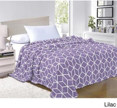 Elegant Comfort Ultra Soft Cube Pattern Fleece Blanket