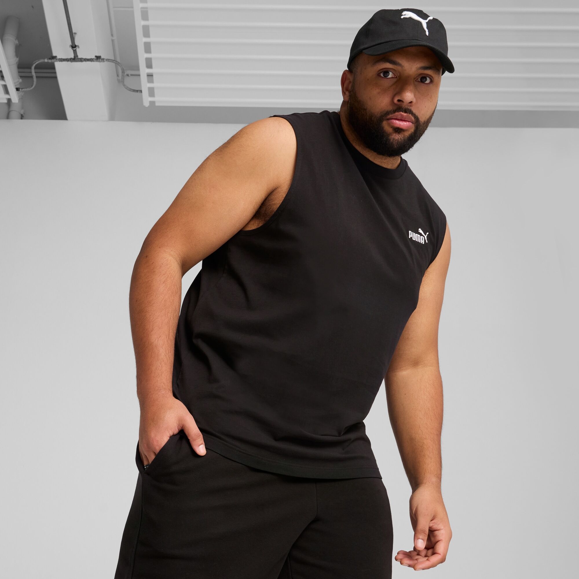 Trainingsshorts PUMA "ESS NO 1 LOGO SHORTS 10", Damen, Gr. L, N-Gr, schwarz (puma schwarz), Sweatware, Obermaterial: 68% Baumwolle, 32% Polyester, unifarben, regular fit ca. Mitte Knie, Hosen Trainingsshorts, mit Eingrifftaschen, Regular Fit puma schwarz 