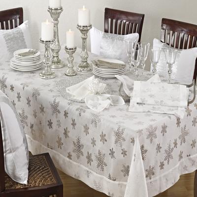 Saro Lifestyle Burnout Snowflake Design Runner