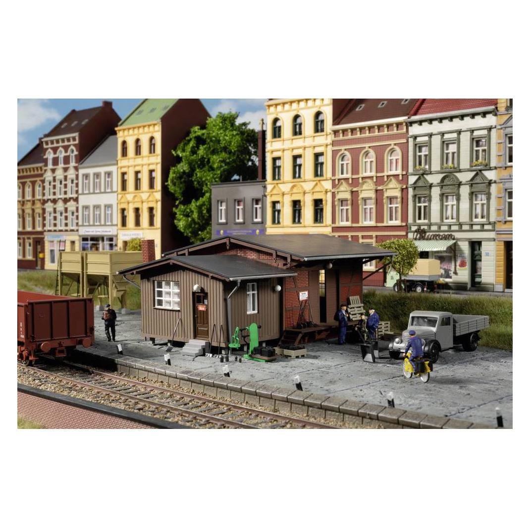 Auhagen H0 Brennstoffhandel (11465)