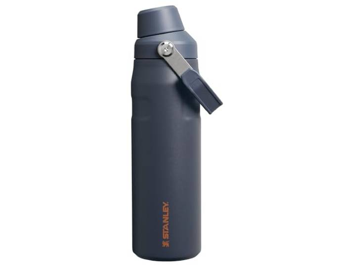 Stanley IceFlow Fast Flow Wasserflasche 710 ml Abgewinkelter Ausgussdeckel Leicht und auslaufsicher für Reisen und Sport Isolierter Edelstahl BPA-frei Twilight