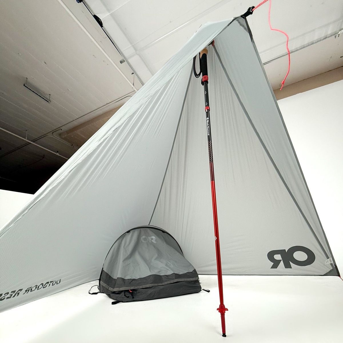 Outdoor Research Helium UL Vestibule pebble (1569) One Size 3227001569222