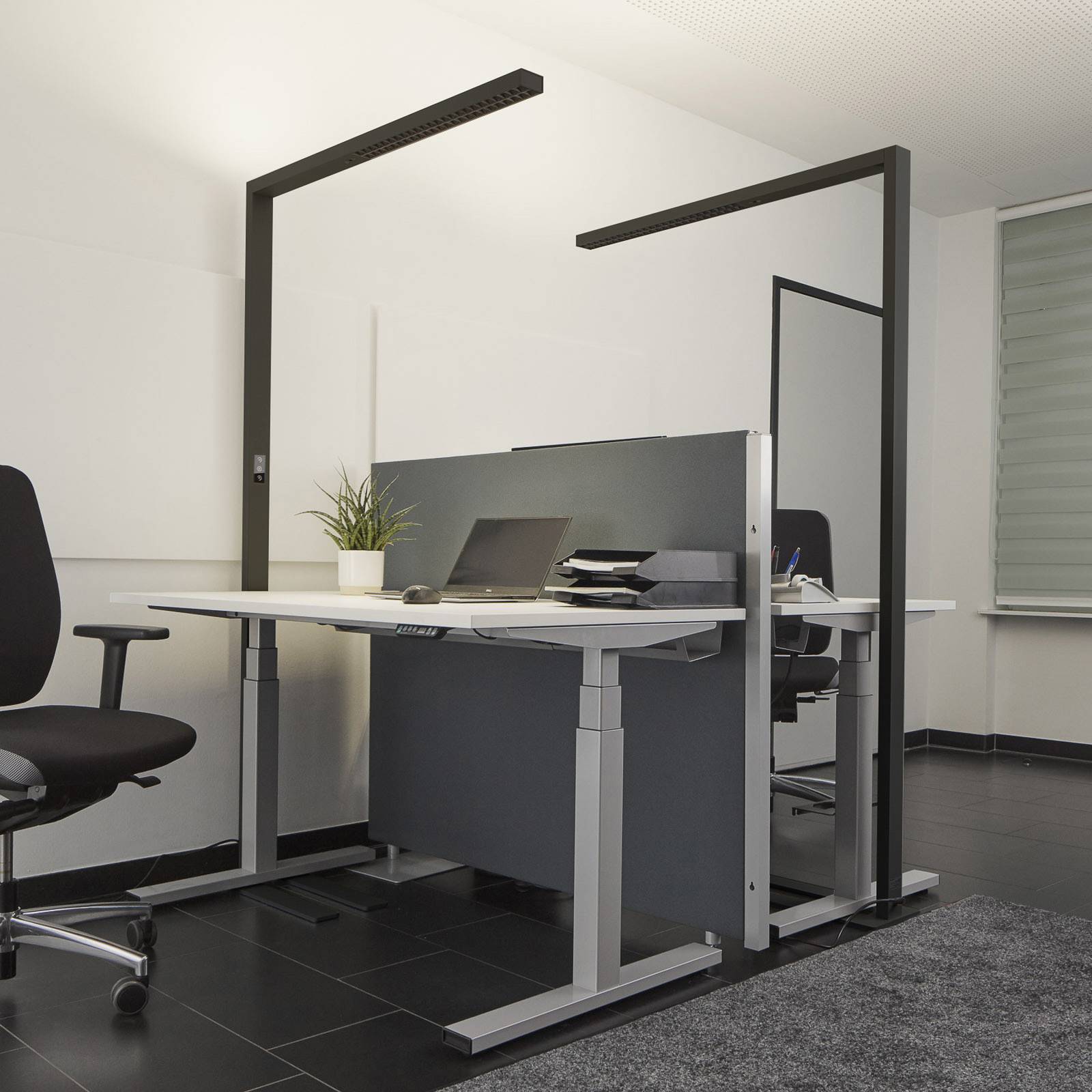 Stehlampe Jolinda Arcchio, dimmbar, schwarz, für Arbeitszimmer / Büro, Aluminium, Modern