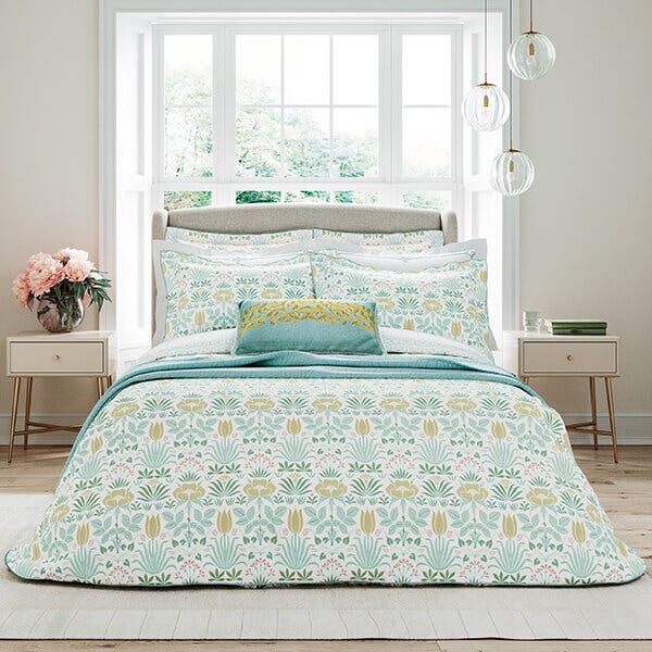 V&A; Voysey Anselm Duvet Cover Set Super King Size Aqua