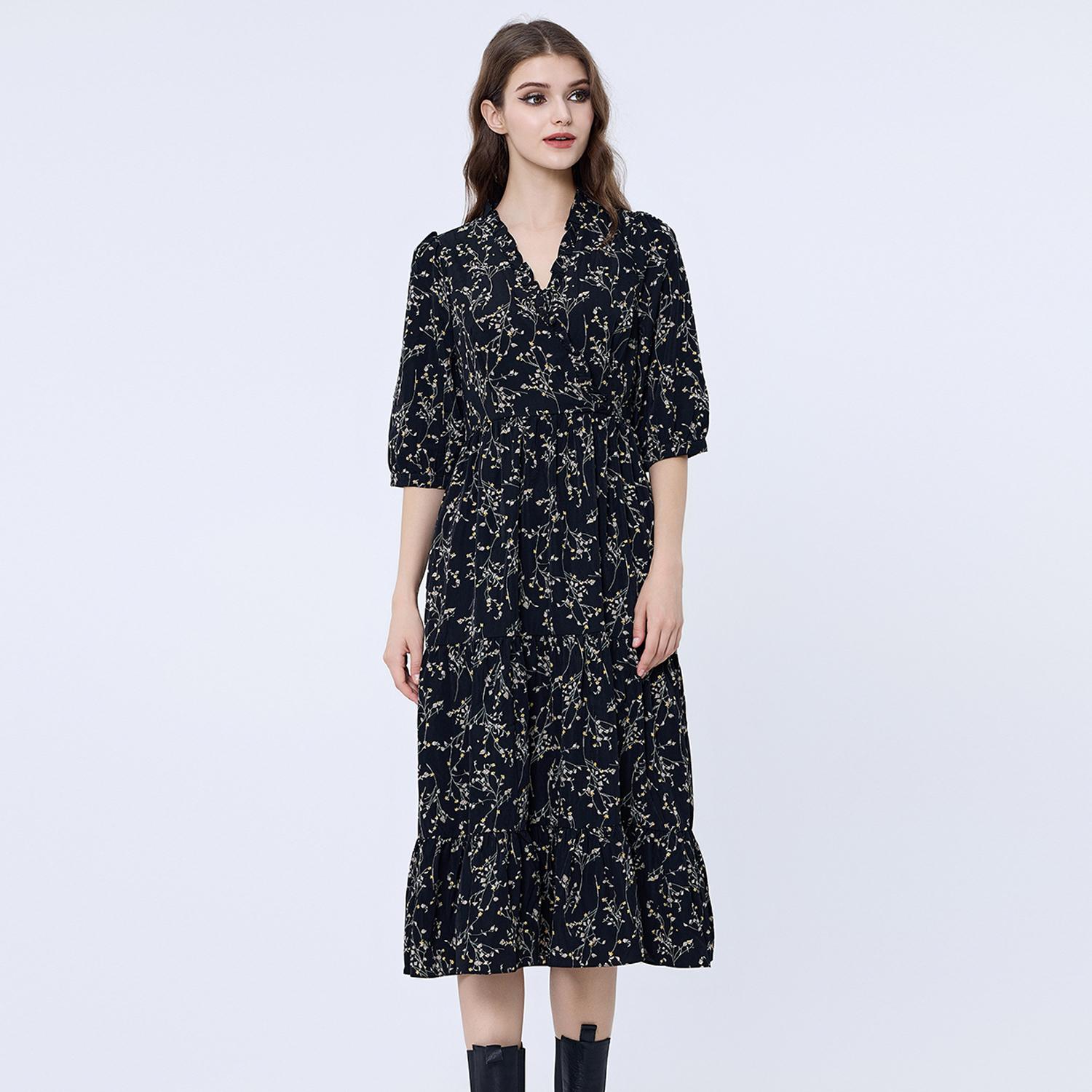 Cross-Heart Liberty Print Dress met frisse halslijn