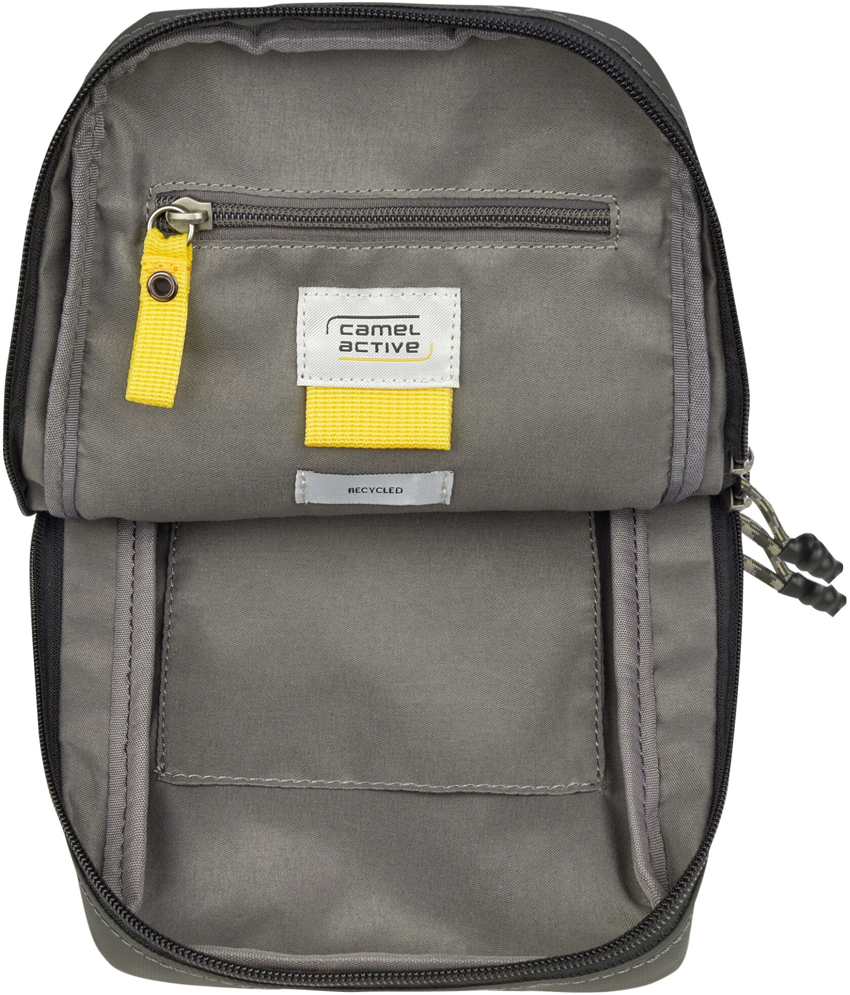 Cityrucksack CAMEL ACTIVE "Explore", Gr. B/H/T: 19,5cm x 27cm x 8,5cm, grün, Nylon, bedruckt, beschichtet, clean, unifarben mit Farbeinsätzen, Rucksäcke Cityrucksack, wasserabweisendes recyceltes Nylon und reflektierende Reissverschlüsse grün B/H/T: 19,5c