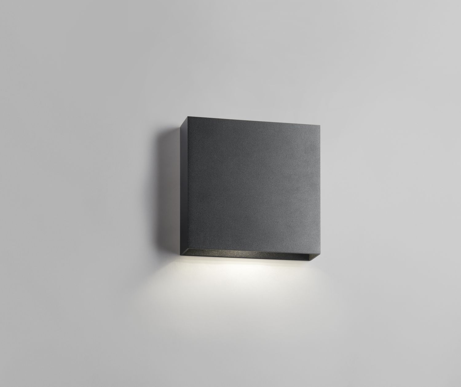Light-Point LED-Wandleuchte COMPACT 20x20cm (down) 3000K schwarz 256344 5711389563448