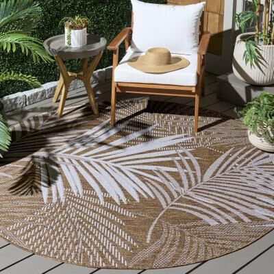 SAFAVIEH Beach House Nicomede Transitional Rug