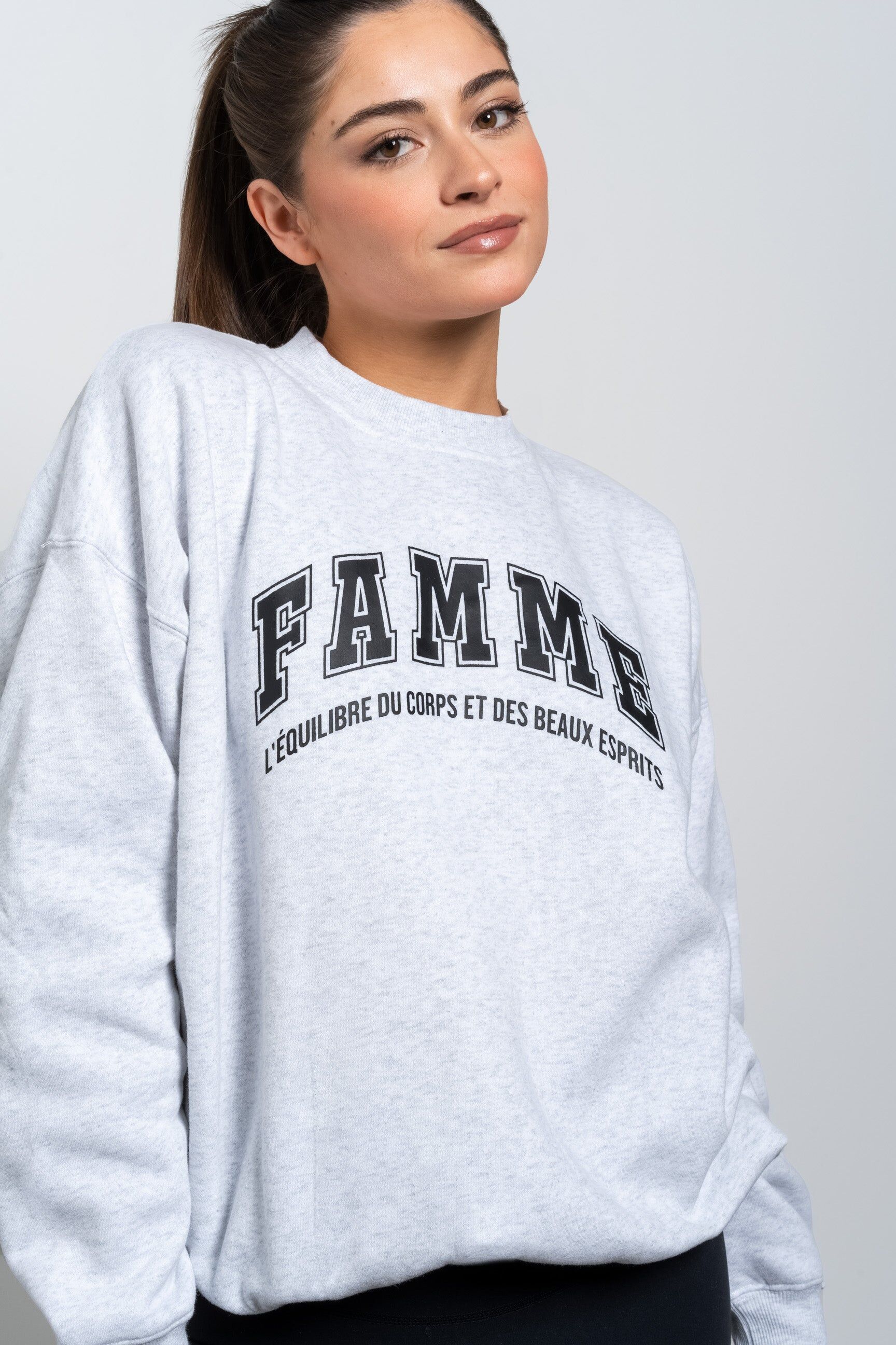 FAMME Équilibre Sweatshirt Grey S