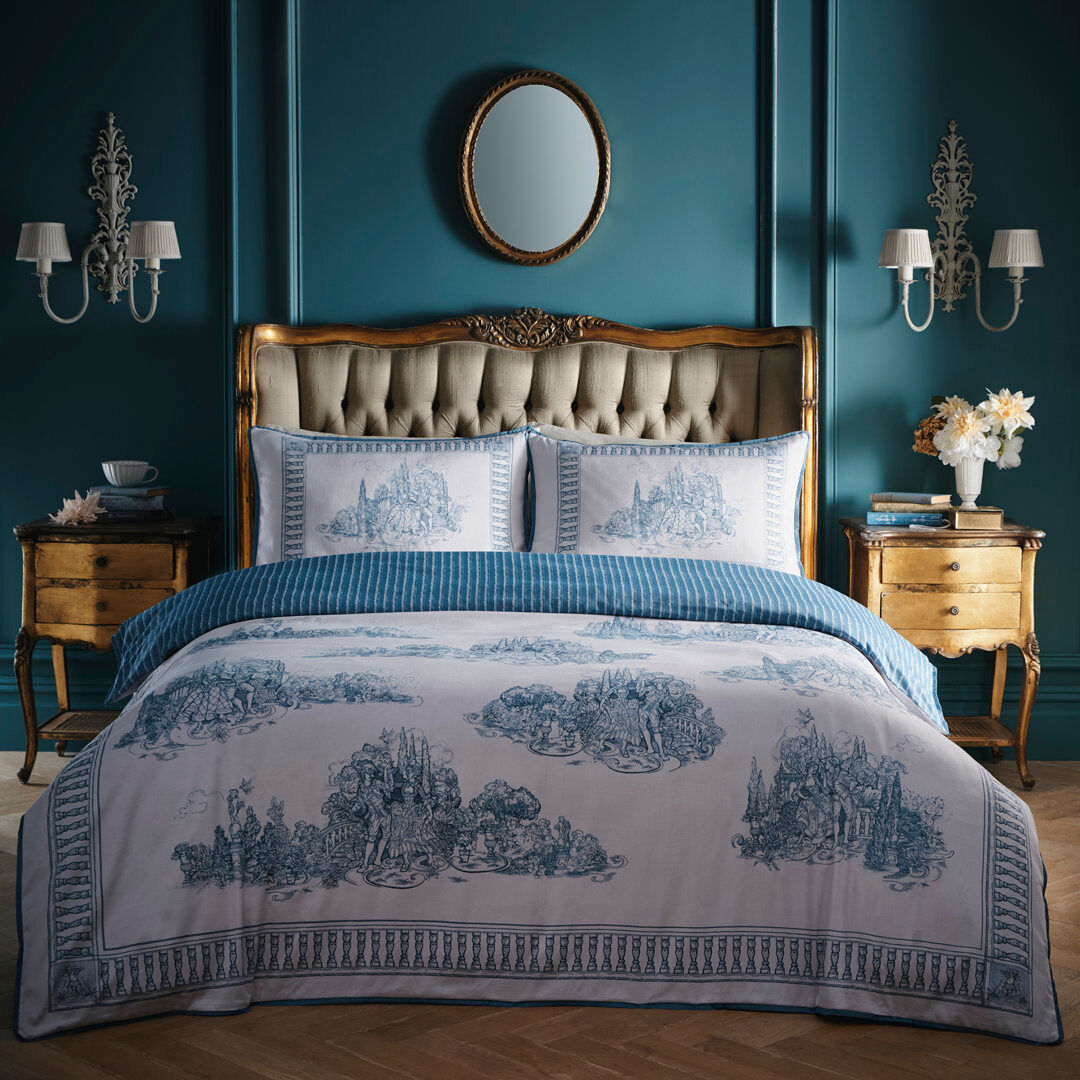 Laurence Llewelyn-Bowen Tuscan Toile Duvet Cover Set Blue Blue King Size Bed (230 x 220 cm)