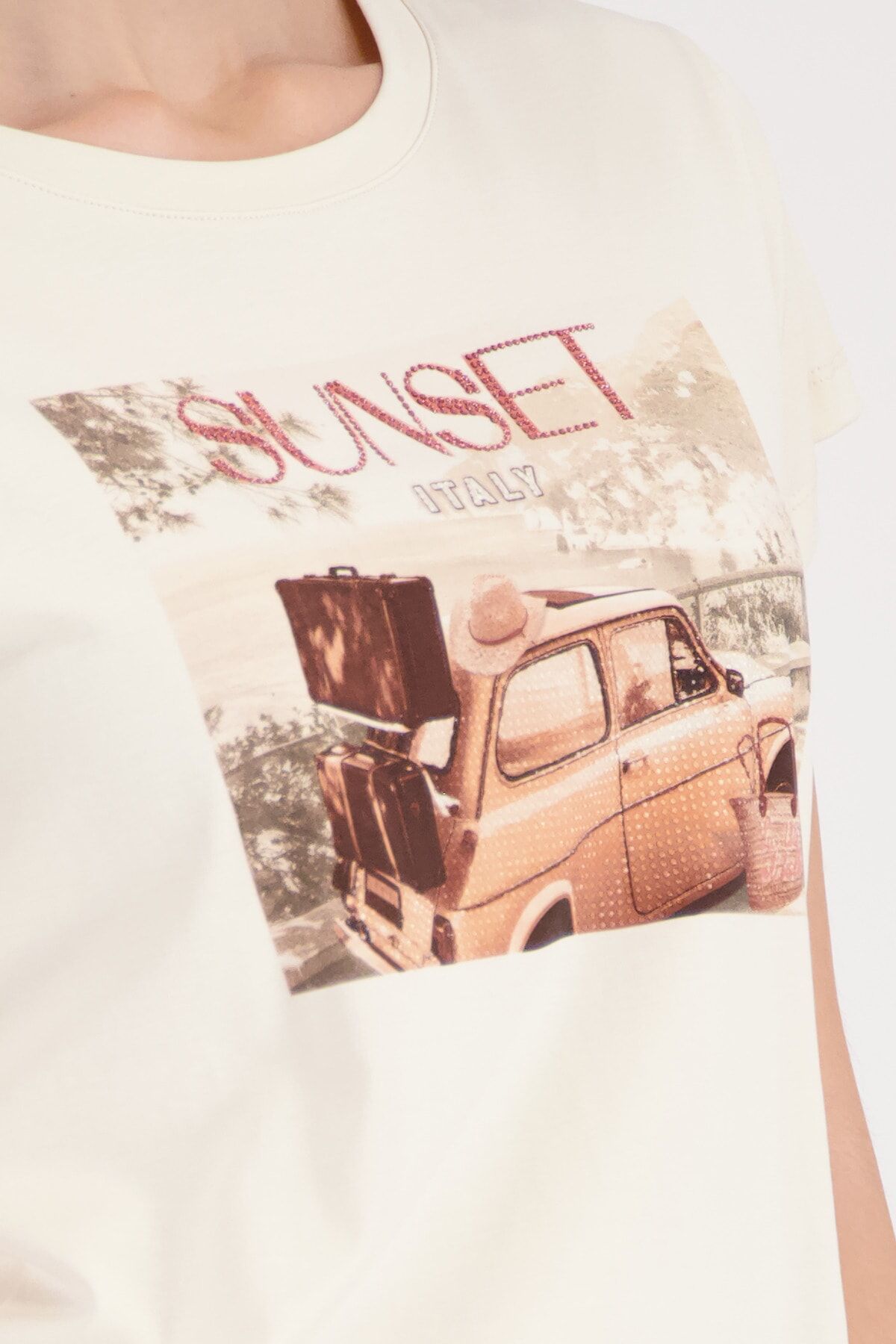T-Shirt MONARI "Shirt Auto", Damen, Gr. 34, beige, Web, Obermaterial: 100% Baumwolle, unifarben, regular fit taillenbedeckt, Rundhals, eingesetzt abgesteppte Kante, Shirts T-Shirt, Regular fit mit Autoprint beige 34