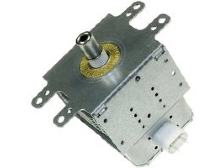 Magnétron 2M18 Four micro-ondes 482000003789 C00331859 WHIRLPOOL BAUKNECHT DAEWOO ARISTON HOTPOINT GORENJE