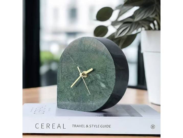 Horloge de table créative, horloge de bureau miniature moderne, horloge en marbre de luxe léger, ornements, accessoires de décoration artistique pour le salon