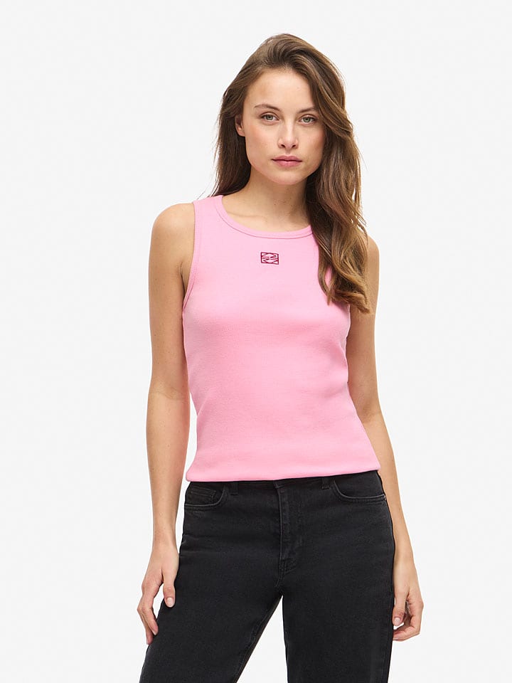 Noisy may Top "Maya" in Rosa - M