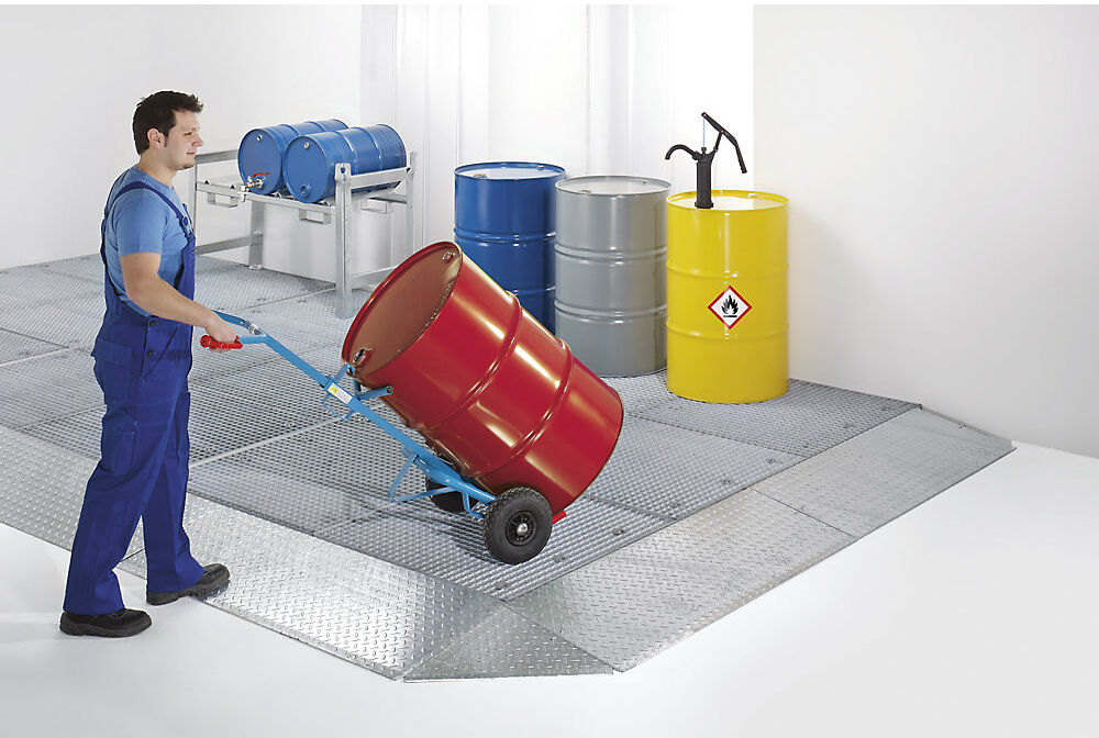Niedrige Stahl-Flachwanne, Breite 1350 mm, Länge 1350 mm, Volumen 82 l eurokraft pro