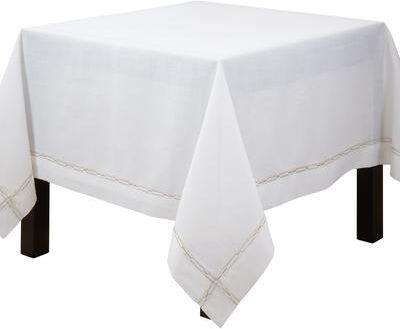 Saro Lifestyle Timeless Embroidered Border Tablecloth with Classic Design