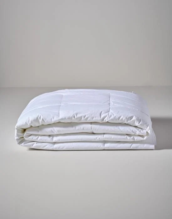 Essenza The Down Alternative Zomerdekbed Wit voor volwassenen van microfibre