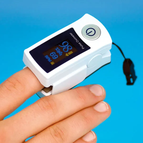Servoprax GmbH RESQ-Meter Fingerpulsoximeter zur nicht invasiven Messung von Pulsfrequenz und Sauerstoffkonzentration im Blut N4400