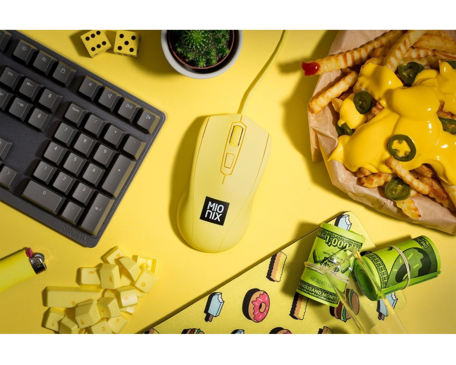 Mionix Gaming en Kunstenaars Maus Frietjes