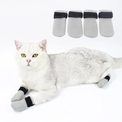 Inspired Finds QuietPaws Anti Scratch Cat Socks With Secure Velcro Straps gray m