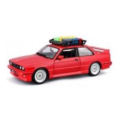 Bburago EuroTrek BMW M3 1988 m. Dachgepäck 1/24 rot (69579762)