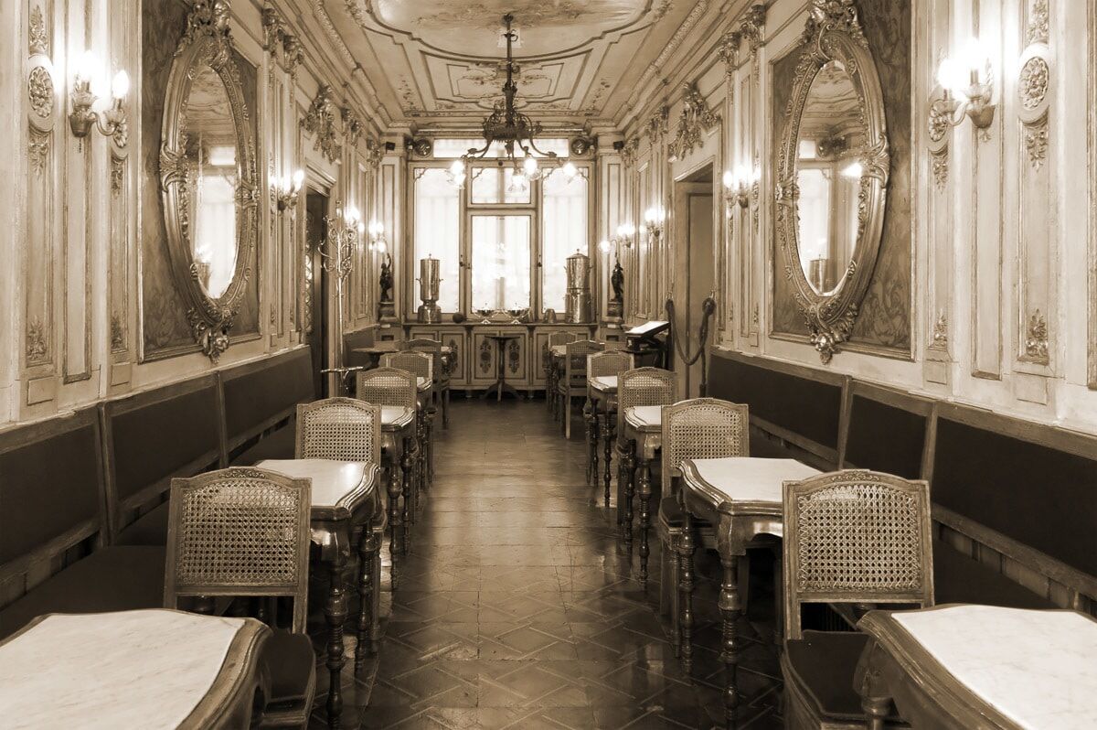 Papermoon "Vintage Cafe Interieur" bunt B/L: 4,5m x 2,8m, Bahnen: 9 Stk.