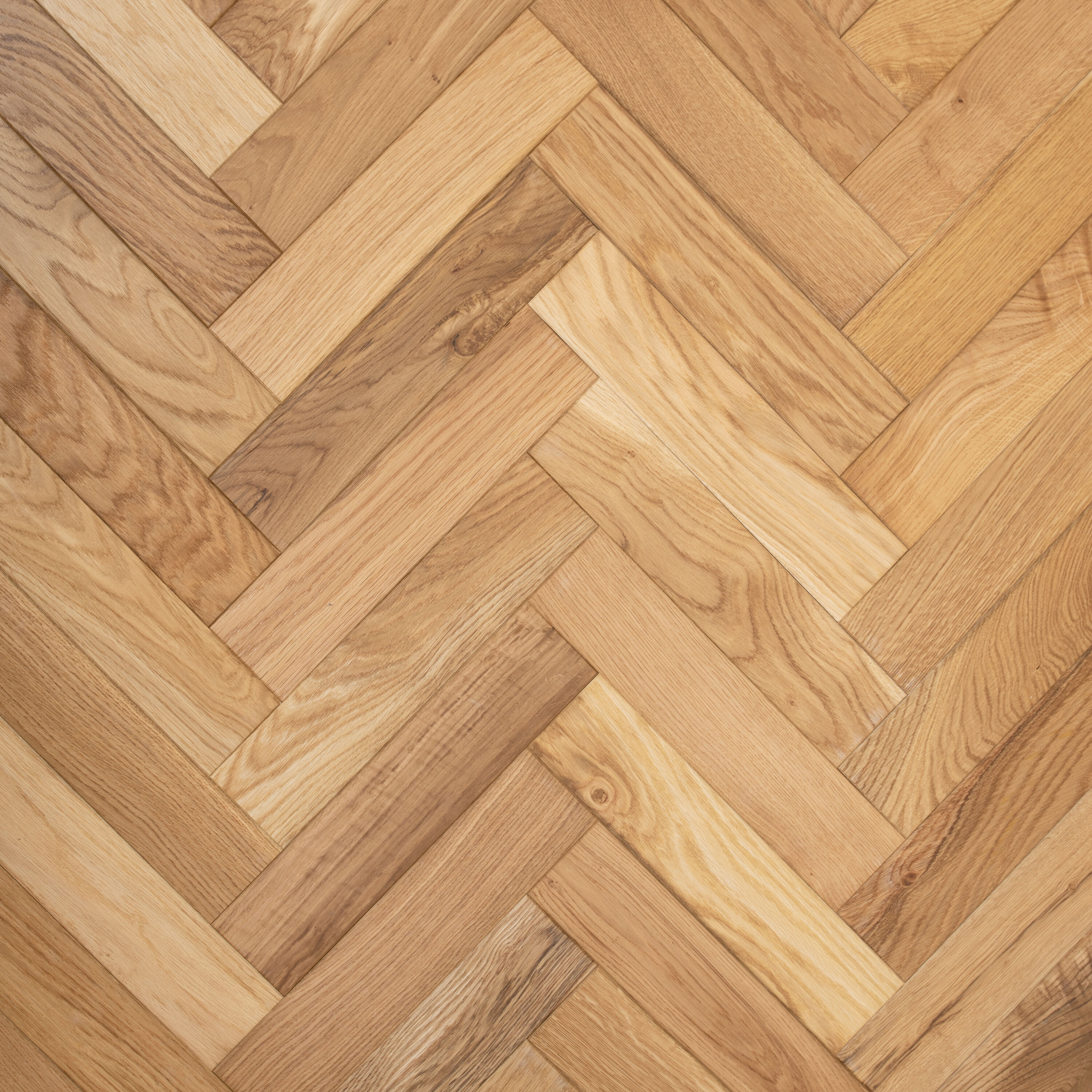 Luxury Flooring Herringbone Natural Engineered Oak Brushed & Oiled Flooring - 20mm x 350mm x 80mm