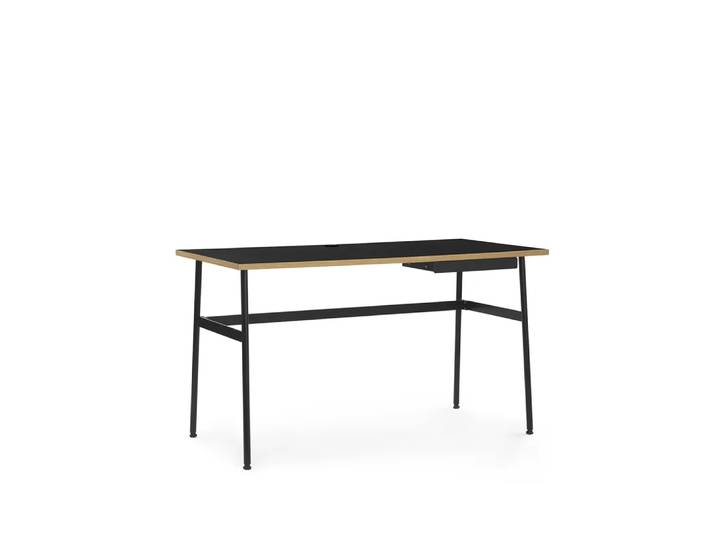 Normann Copenhagen Bureau Journal stratifié noir, pieds en acier noir et tiroir