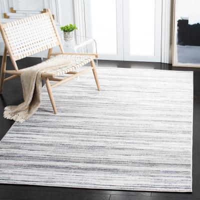 SAFAVIEH Skyler Mike Modern Stripe Rug