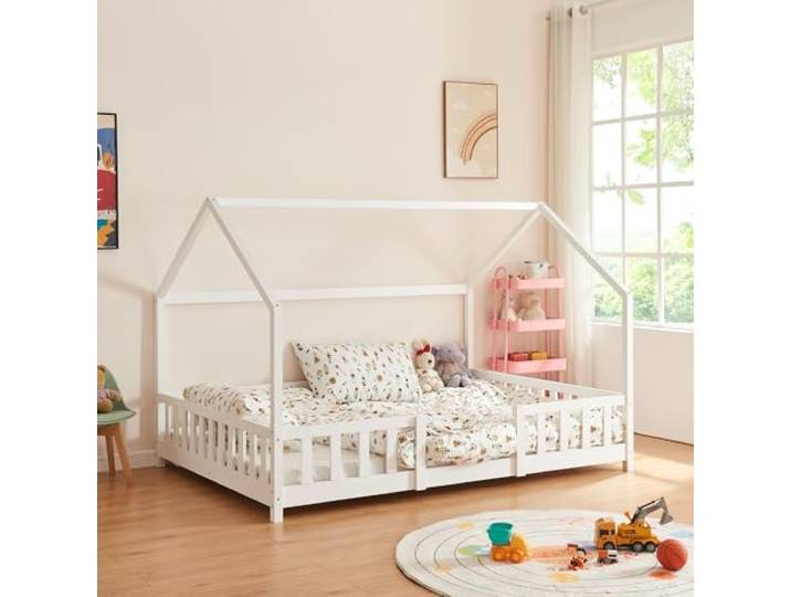 [en.casa] Kinderbett Sisimiut Hausbett Montessori 120 x 200 cm mit Rausfallschutz Holzbett für Kinder Bodenbett Lattenrost Kiefernholz Weiß matt