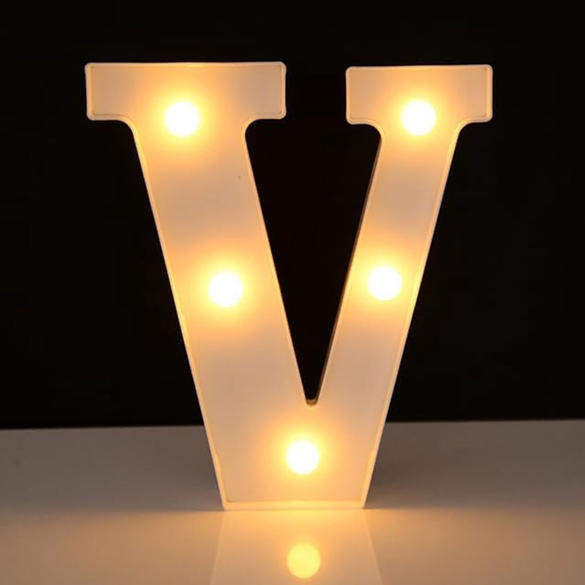 ShopVlot Luminous Letter V LED Decoratie - Wit - 16 cm