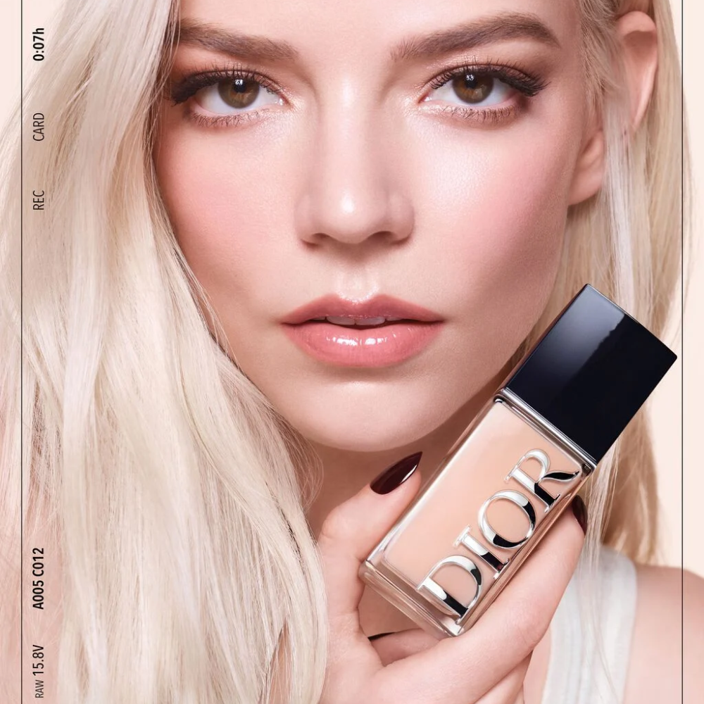 Christian Dior Forever Skin Glow Wear Radiant Foundation SPF25 30mL 3WP Warm Peach SPF25