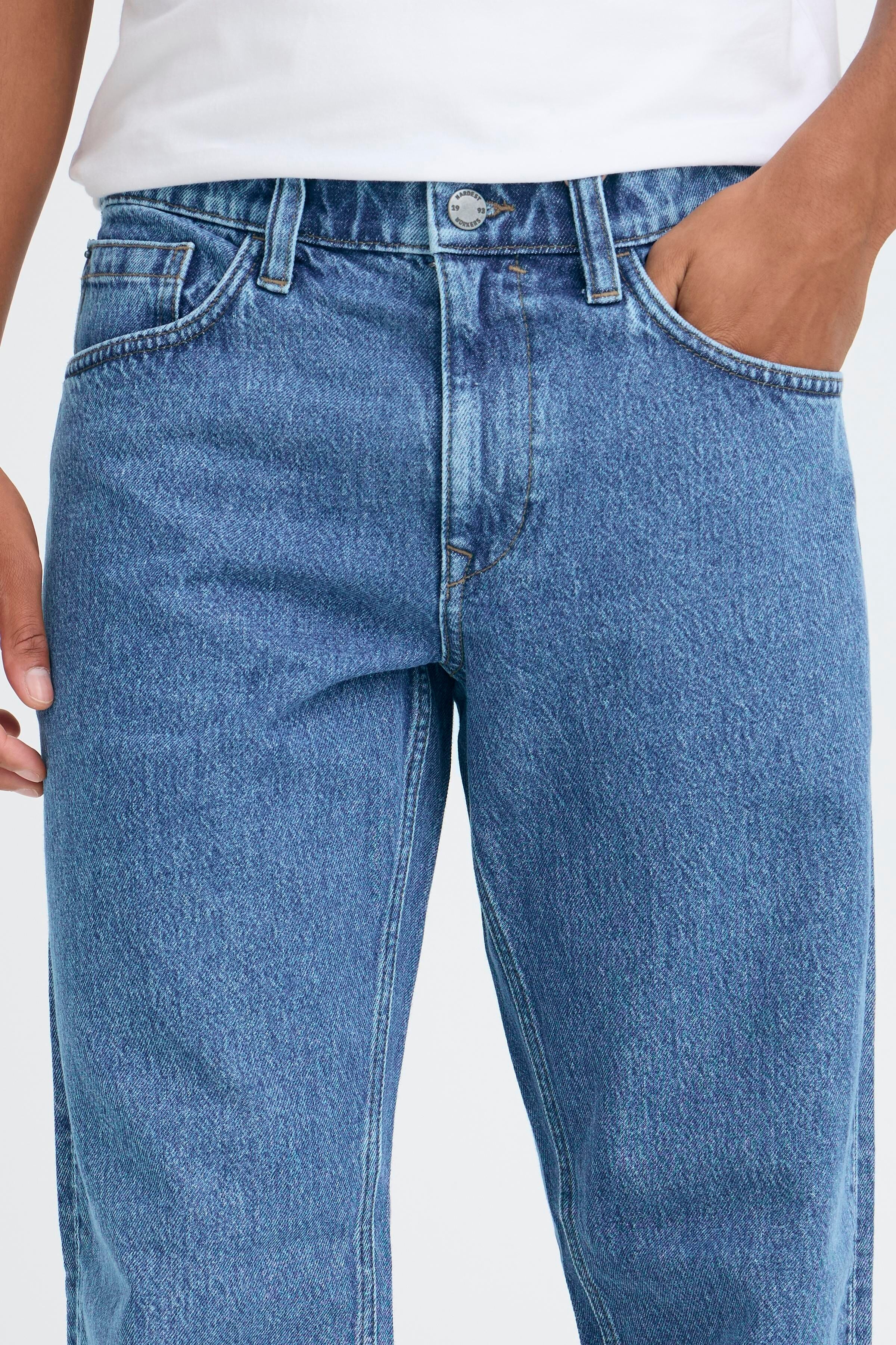 Loose-fit-Jeans BLEND "BHFLAKE LOOSE NOOS", Herren, Gr. 31, Länge 34, blau (denim middle blau), Denim/Jeans, Obermaterial: 100% Baumwolle, Abriebeffekte, loose fit knöchellang, Jeans Loose-fit-Jeans, Baumwolle, mit Reissverschluss, loose fit denim middle 
