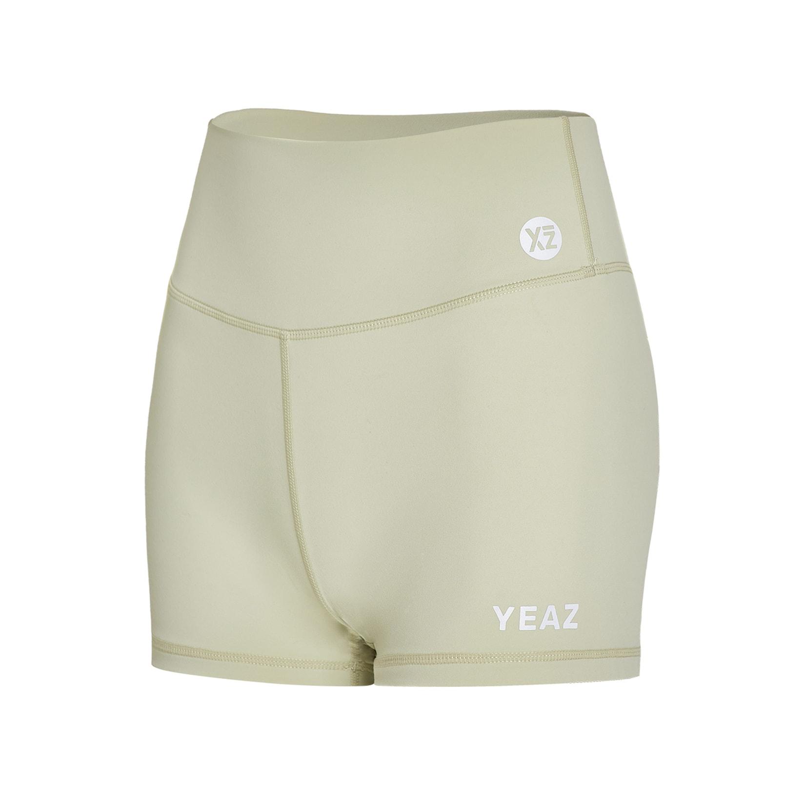 YEAZ Shorts CELEB