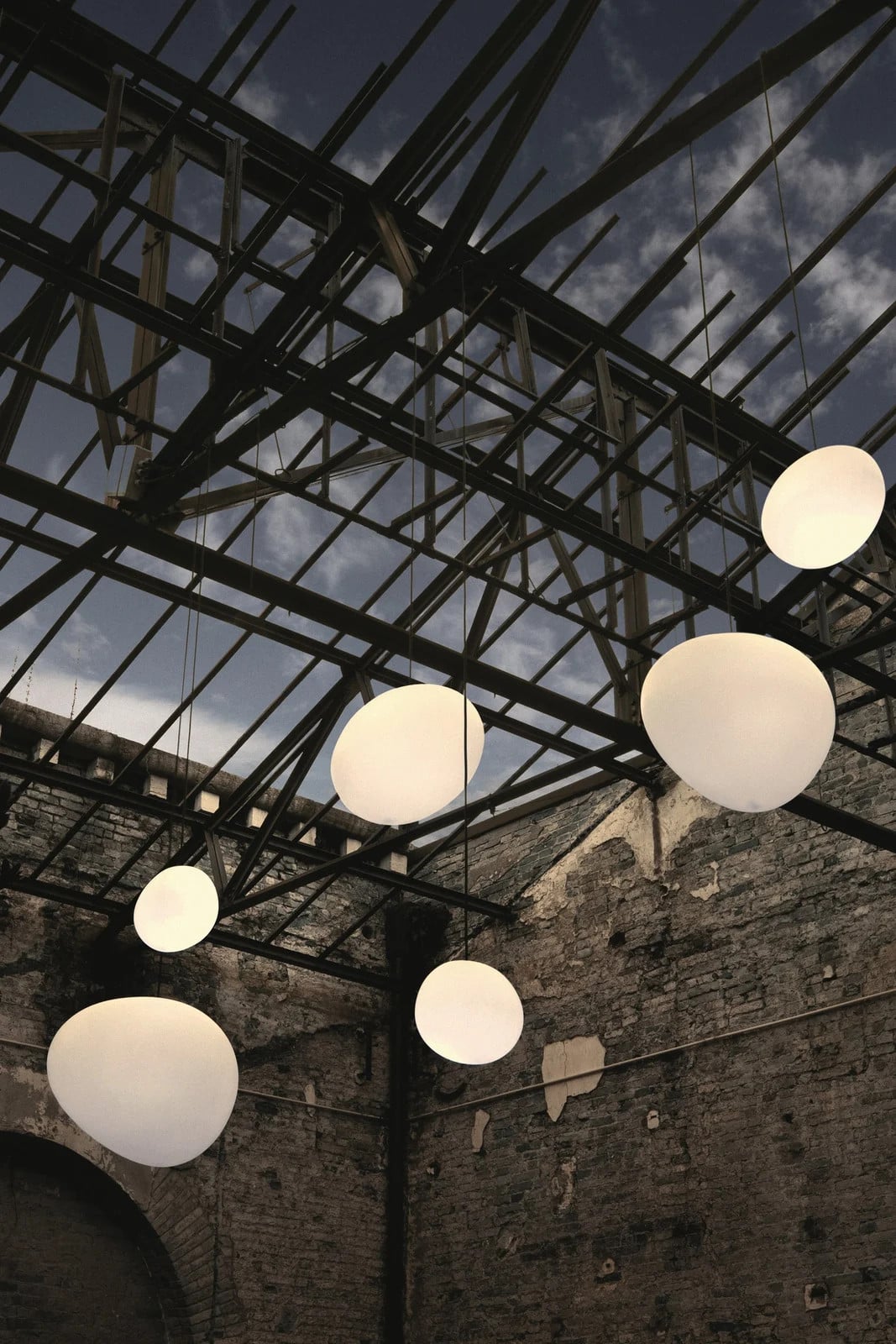 Foscarini Gregg Buiten Hanglamp Medium Wit - Kunststof