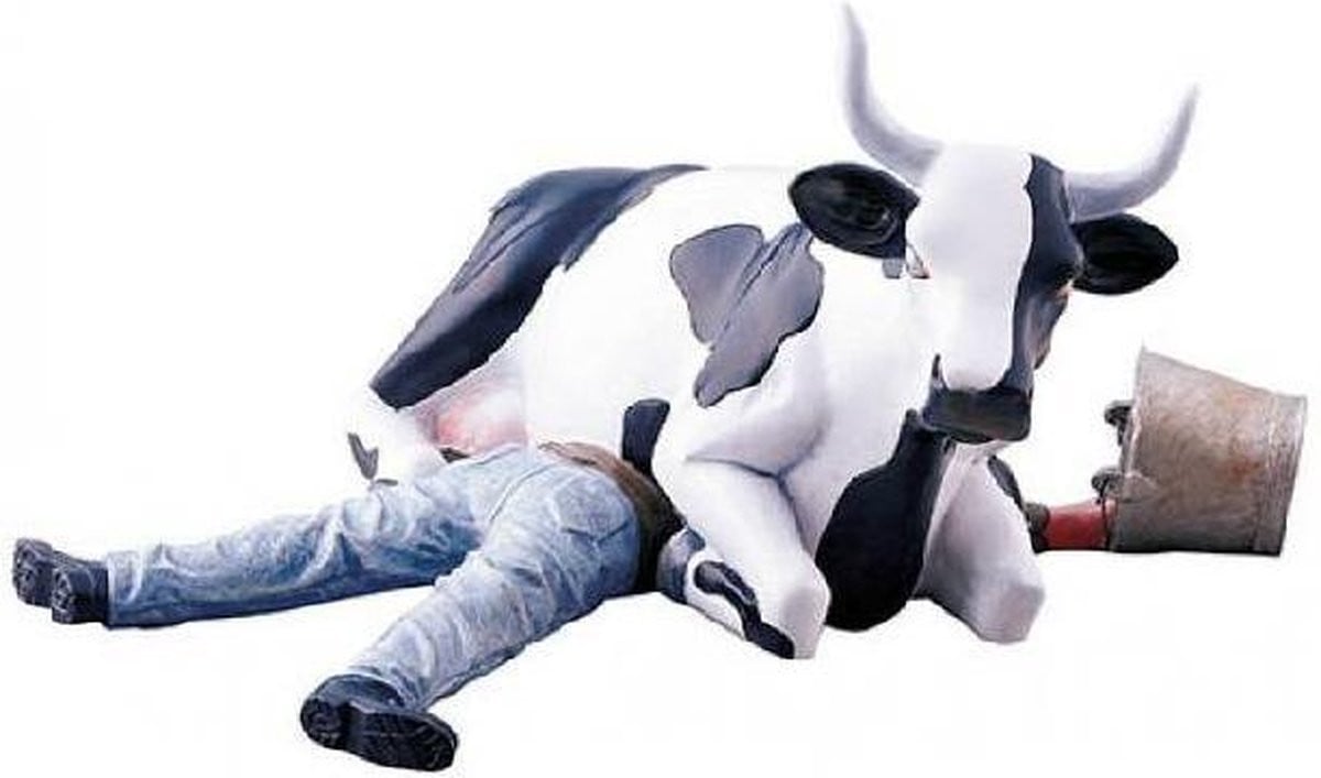 Cow Parade Ni Mu - Cow Sitting on Man - Decoratief beeldje van medium hars voor op tafel
