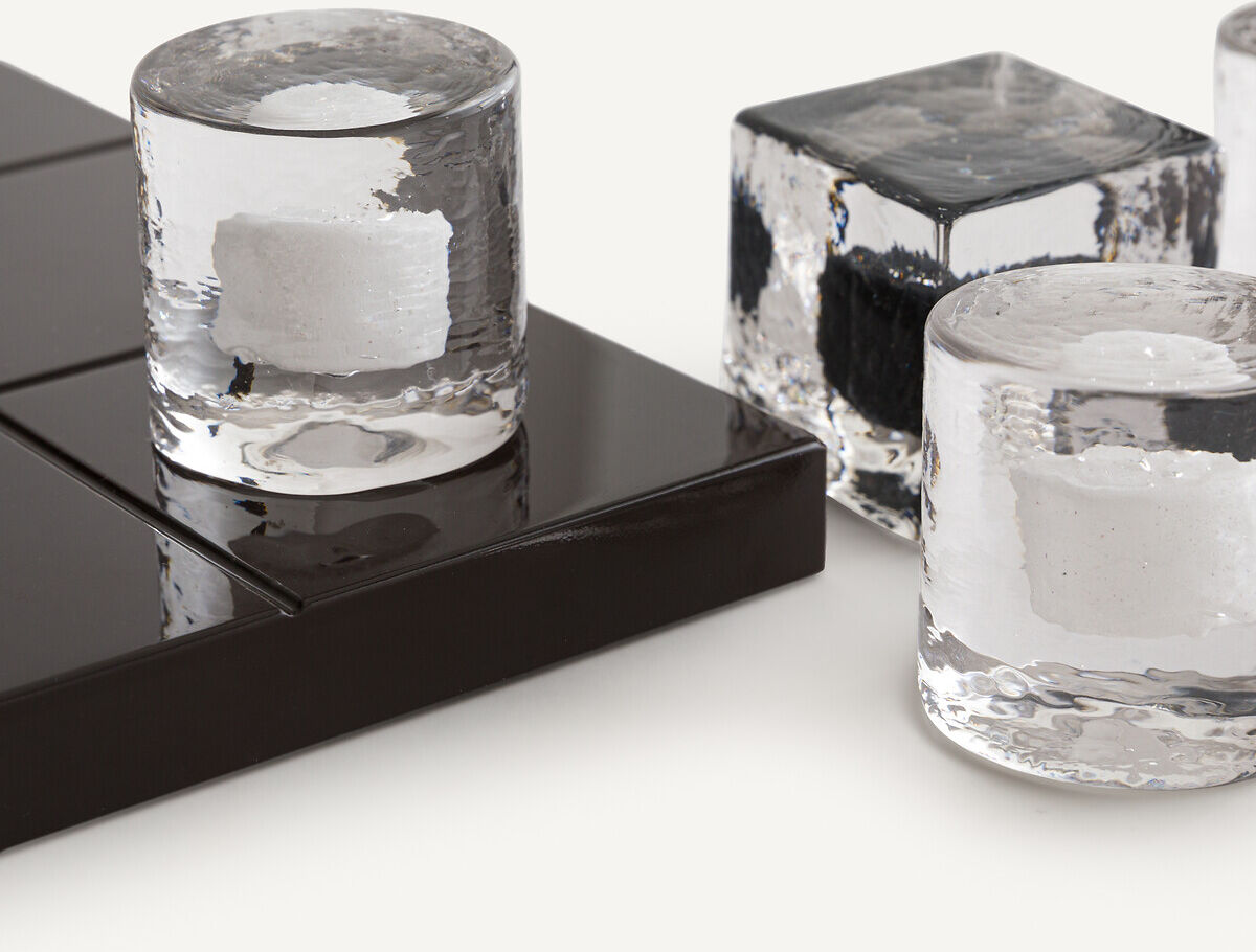 AM.PM Jeu tic-tac-toe en verre soufflé à la bouche, PERSEE