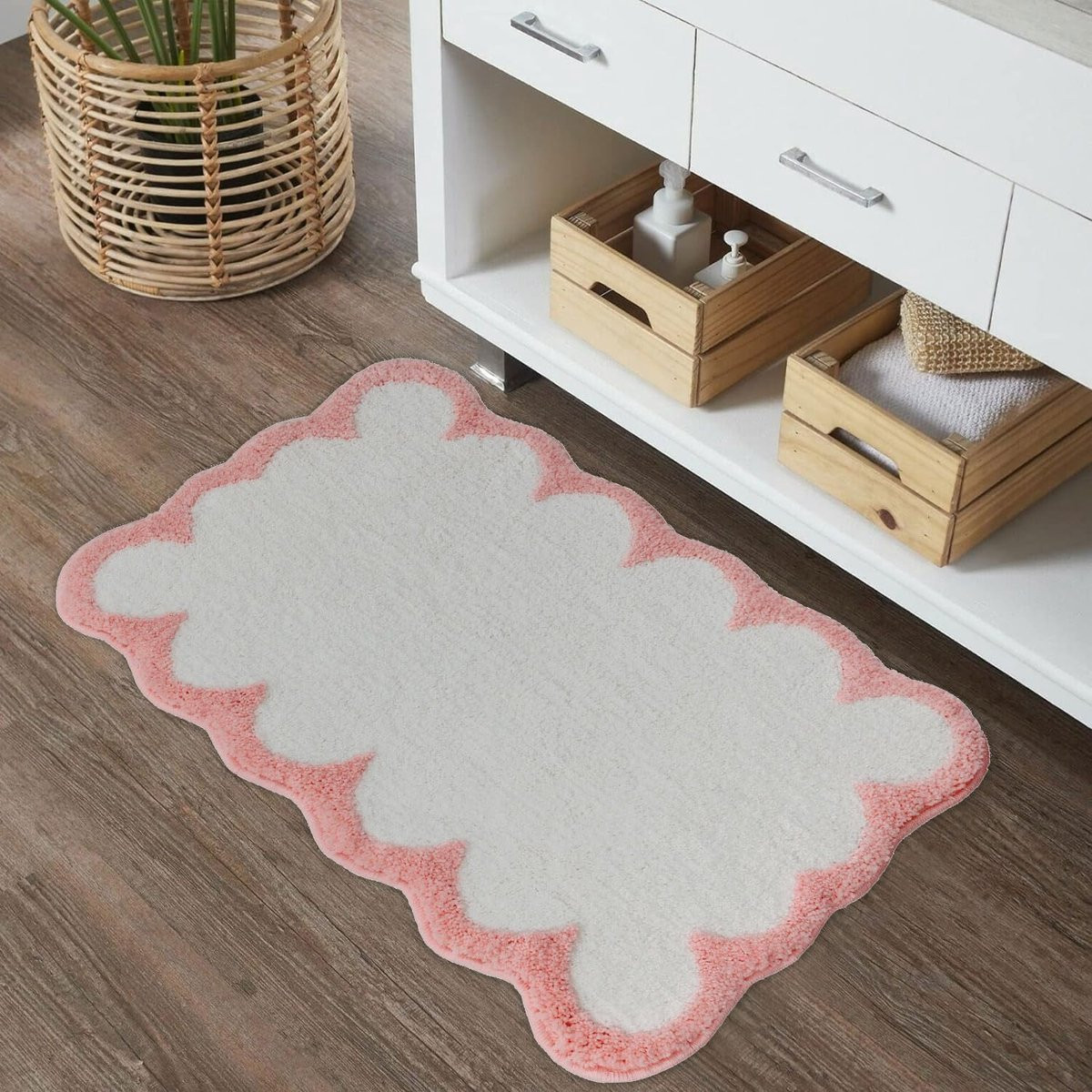 Schattige Geschulpte Badmat Roze - Antislip Microvezel Badtapijt voor Badkamer en Slaapkamer - Absorberend en Wasbaar - 40 x 60 cm