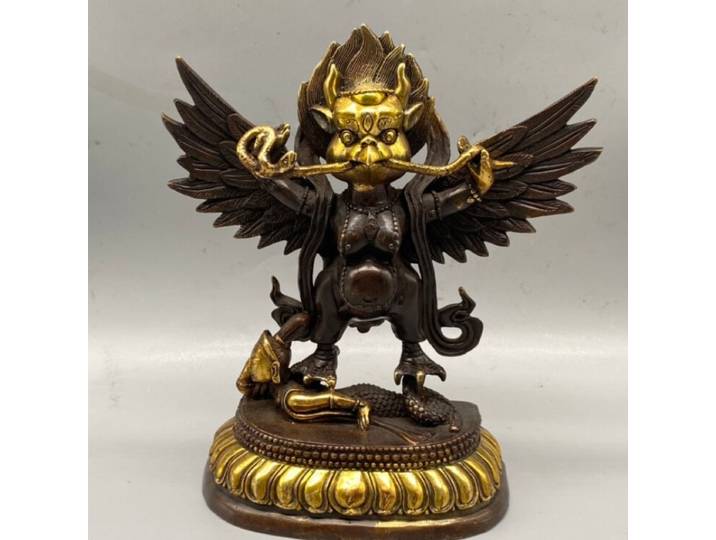 Collection de Cuivre Antique Doré, Artisanat Bouddhiste Tibétain, Garuda à Ailes Dorées, Ornement de Bureau pour la Salle Bouddhiste à Domicile