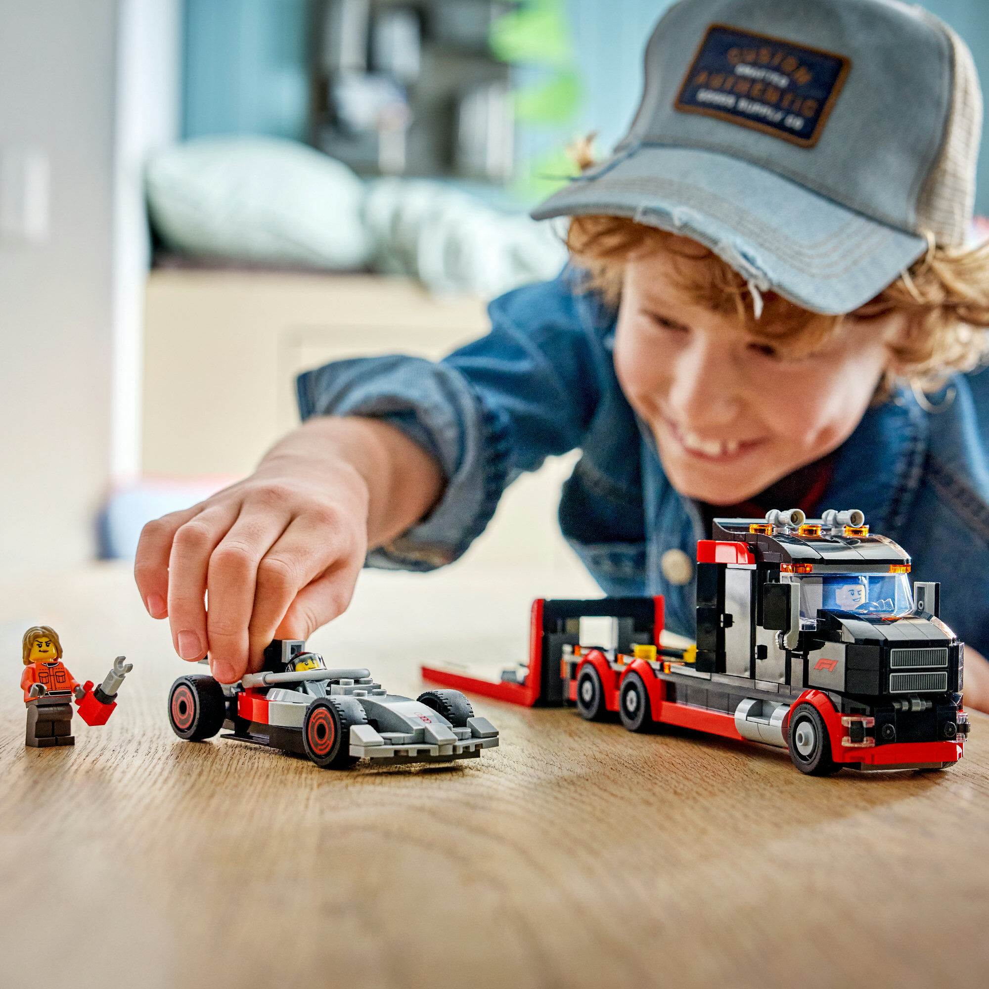 Konstruktionsspielsteine LEGO "F1 Truck mit Audi F1 Rennwagen (60493), LEGO City", bunt, Spielbausteine, Kinder, Kunststoff, Konstruktionsspielsteine