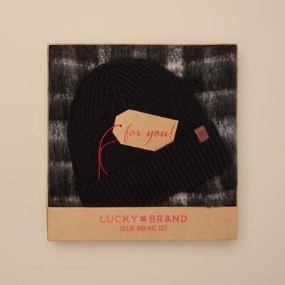 Lucky Brand Scarf And Hat Box Set - Women's Accessories Hat in Feather, Size OneSize