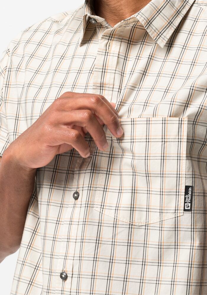 Kurzarmhemd JACK WOLFSKIN "HOT SPRINGS SHIRT M", Herren, Gr. S (48), Normalgrößen, beige (egret, 41), OBERSTOFF: 100% BAUMWOLLE, Hemden Kurzarmhemd