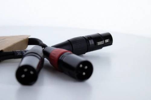 Cordial EY 0,3 FMM XLR Y-Adapter [1x XLR-Buchse 3 polig - 2x XLR-Stecker 3 polig] 0.30m Schwarz