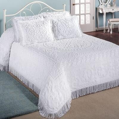 Beatrice Home Fashions/Bed Chenille Medallion Bedspread, King, White
